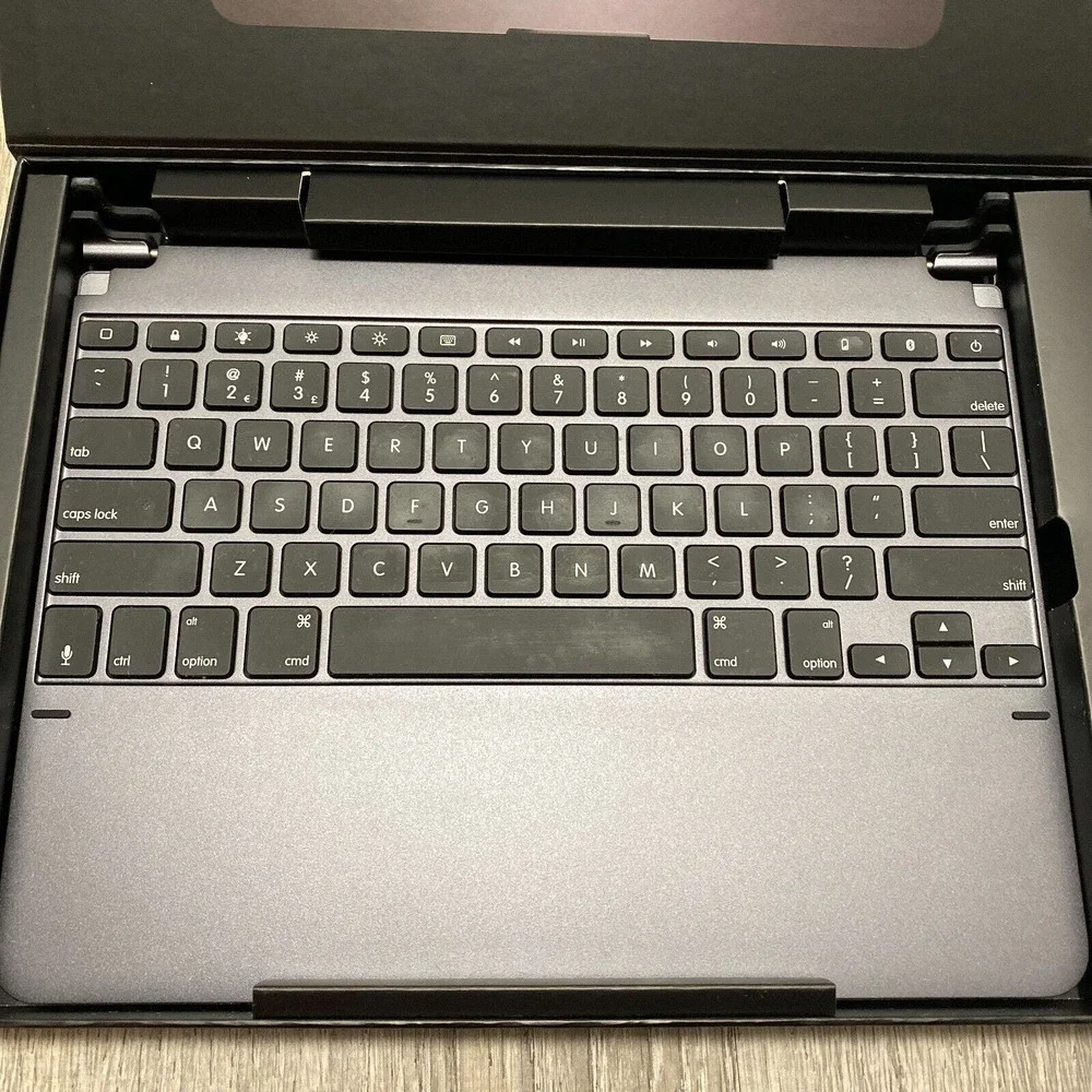 Brydge 12.9 iPad Pro 3rd & 4th Wireless Bluetooth Keyboard w/ Backlit Keys Gray‎